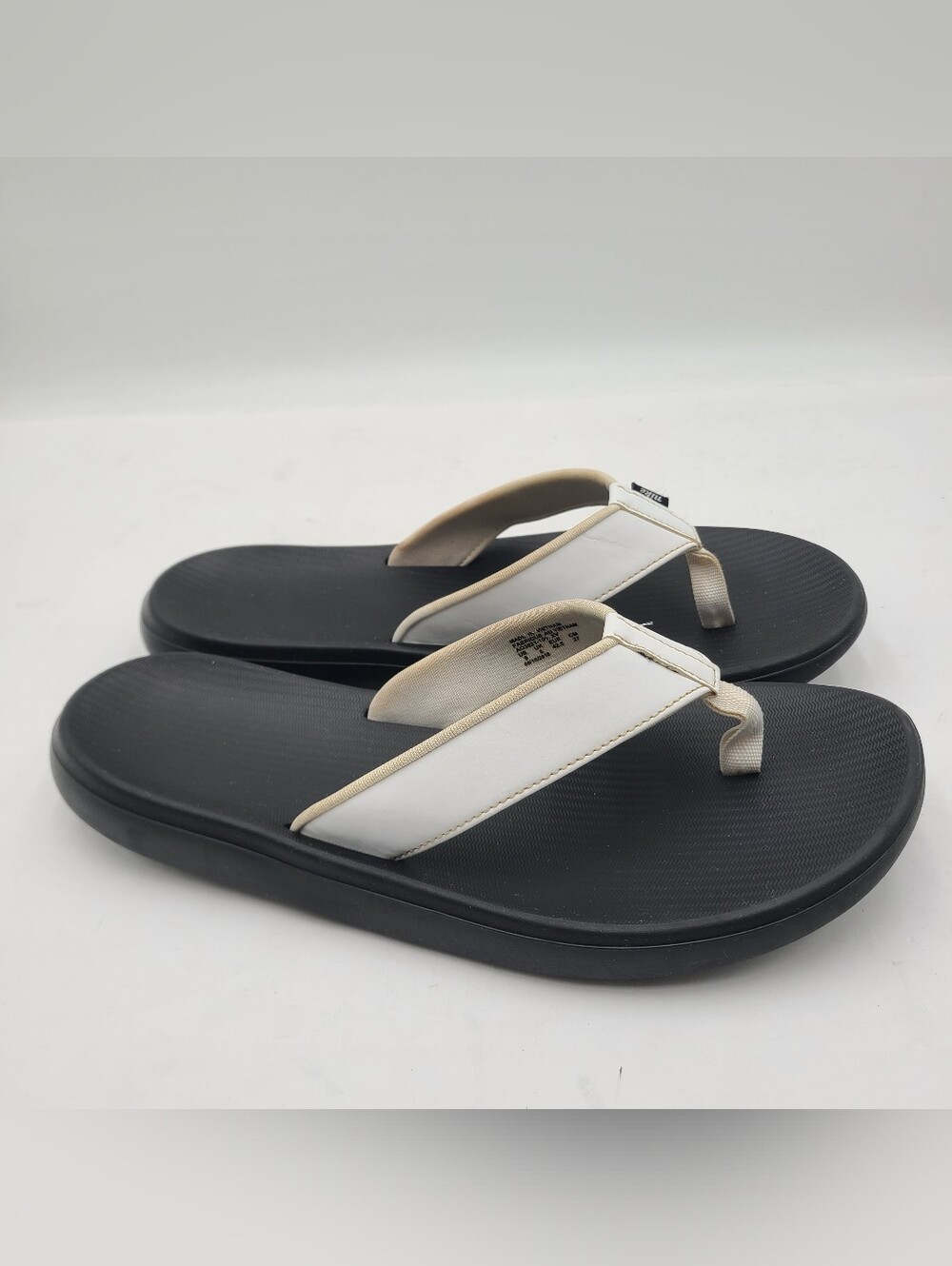 B41 Nike Bella Kai Women's Flip Flop Sandals Black/White AO3622-002 Sz 9